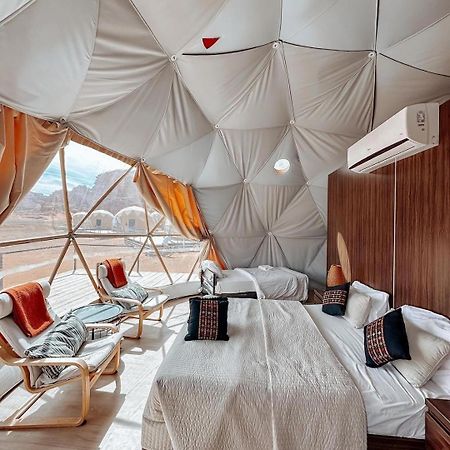 Rum Crystal Luxury Camp Вади Рум Екстериор снимка