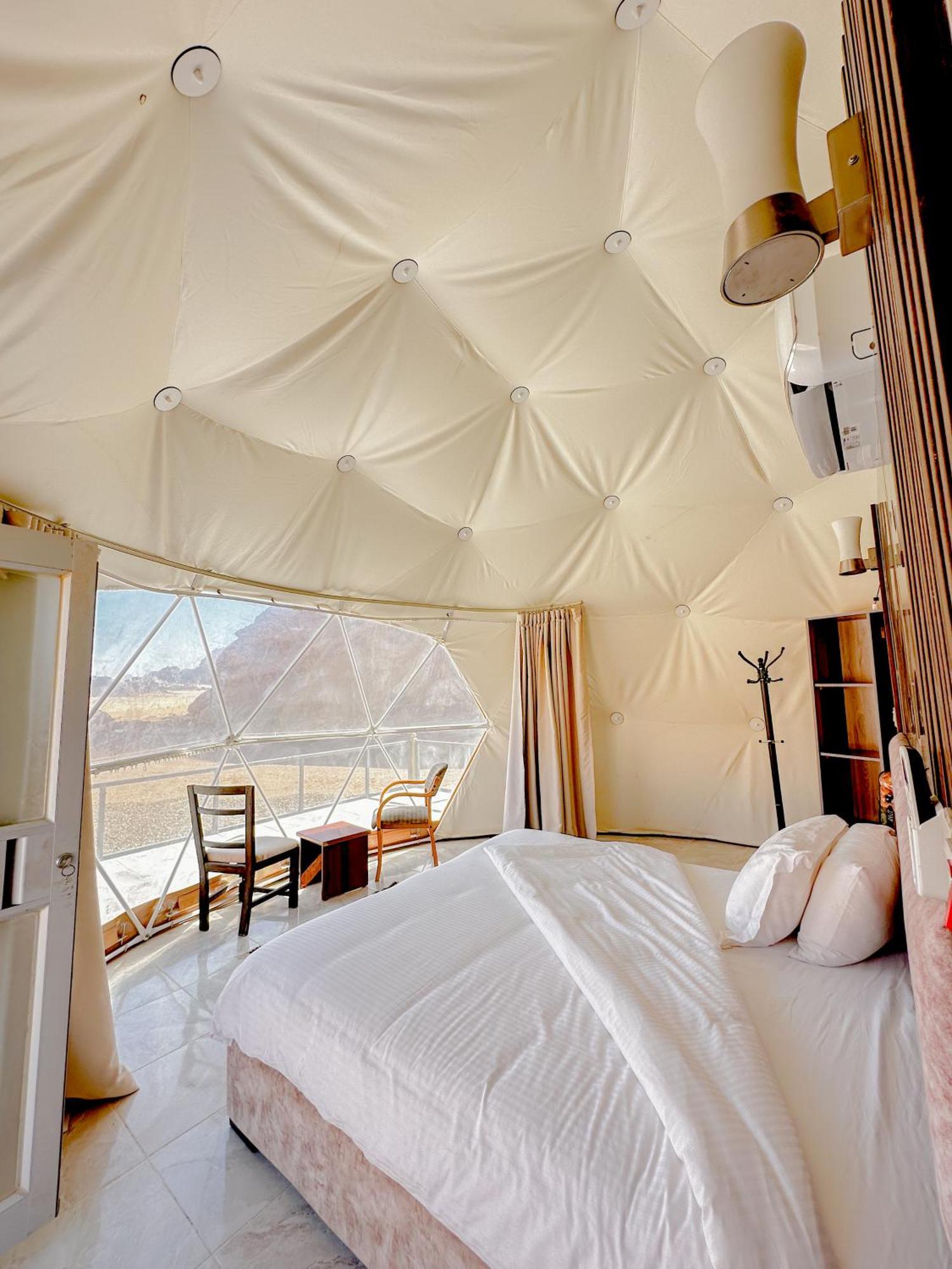 Rum Crystal Luxury Camp Вади Рум Екстериор снимка